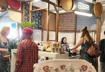 Perkenalkan Kuliner Indonesia, BRI Bawa Ikan Asap Iwaku di Pasar Tong Tong Belanda Perkenalkan Kuliner Indonesia, BRI Bawa Ikan Asap Iwaku di Pasar Tong Tong Belanda