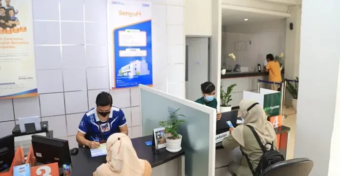 IMG-20220913-WA0028 Cerita Nasabah Rasakan Manfaat Gerai SENYUM: Layanan Lengkap dan Mudah!