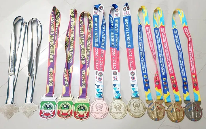 Naufal dan Naura, Atlet Cilik yang Juara di Kejurprov Taekwondo 2022