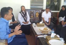 Bupati Wakatobi Minta Pelayanan Puskesmas di Tomia Dimaksimalkan Bupati Wakatobi Minta Pelayanan Puskesmas di Tomia Dimaksimalkan