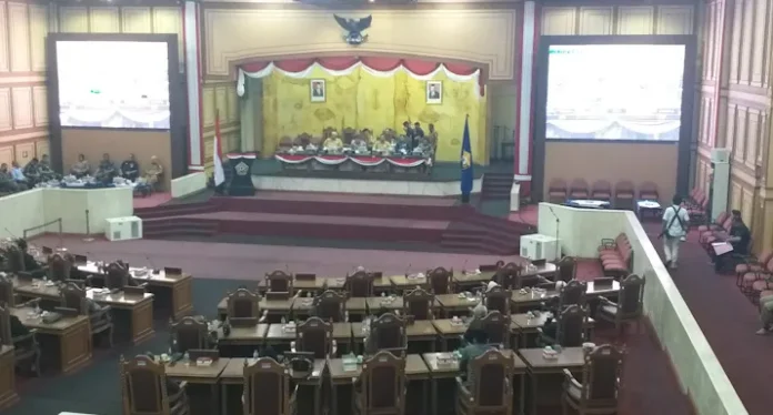 Paripurna DPRD Sultra, Gubernur Jelaskan Rancangan Perubahan KUA-PPAS 2022