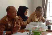 Cakades Incumbent dan Pj Kades di Muna Belum Kantongi Surat Bebas Temuan Cakades Incumbent dan Pj Kades di Muna yang Kembali Maju Belum Kantongi Surat Bebas Temuan