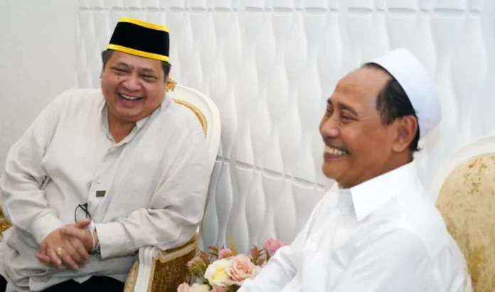Perkuat Silaturahmi, Ketum Golkar Airlangga Kunjungi Pesantren Zainul Hasan Genggong