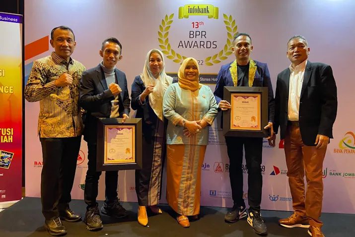 Di 2022, BPR Bahtermas Konawe Sukses Sabet Dua Penghargaan dari Infobank