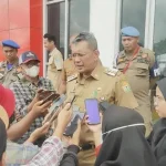 Pj Bupati Kerahkan Camat dan Lurah untuk Atasi Tingginya Stunting di Buteng Pj Bupati Kerahkan Camat dan Lurah untuk Atasi Tingginya Stunting di Buteng