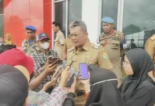 Pj Bupati Kerahkan Camat dan Lurah untuk Atasi Tingginya Stunting di Buteng Pj Bupati Kerahkan Camat dan Lurah untuk Atasi Tingginya Stunting di Buteng