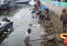 Harhubnas 2022, KSOP Kendari Bersama Buruh Pelabuhan Bungkutoko Bersihkan Sampah di Laut Harhubnas 2022, KSOP Kendari Bersama Buruh Pelabuhan Bungkutoko Bersihkan Sampah di Laut