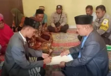 Seorang Napi di Buton Nikahi Kekasihnya di Rutan Seorang Napi di Buton Nikahi Kekasihnya di Rutan