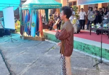 Penerimaan Mahasiswa Baru, UMW Kendari Hadirkan Komedian Raim La Ode Penerimaan Mahasiswa Baru, UMW Kendari Hadirkan Komedian Raim La Ode
