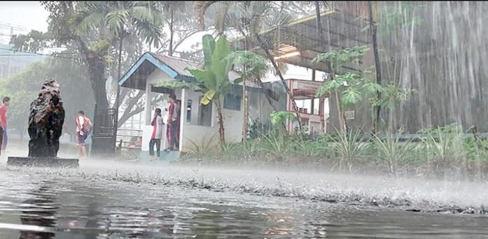 BMKG Sebut Tiga Faktor Penyebab Hujan di Kendari Hari Ini