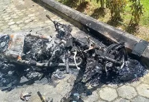 Polisi Selidiki Penyebab Terbakarnya Motor di Fakultas Teknik UHO Satu Sepeda Motor Dibakar OTK di Halaman Fakultas Teknik UHO