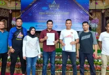 Faizal Munir Calonkan Diri Jadi Ketua Umum IKA SMAN 4 Kendari Faizal Munir Calonkan Diri Jadi Ketua Umum IKA SMAN 4 Kendari