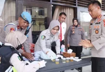 Pejabat Utama Polresta Kendari Dites Urine Usai Kasus Irjen Teddy Terungkap Pejabat Utama Polresta Kendari Dites Urine Usai Kasus Irjen Teddy Terungkap