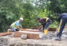 Jadi Satu-satunya Akses Masyarakat, Jembatan di Wawonii Tenggara Diperbaiki Jadi Satu-satunya Akses Masyarakat, Jembatan di Wawonii Tenggara Diperbaiki