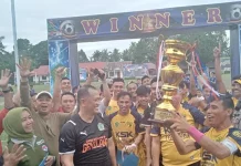 Tutup Bupati Konawe Cup III, Sekda Harap Sepakbola Konawe Makin Maju Tutup Bupati Konawe Cup III, Sekda Harap Sepakbola Konawe Makin Maju