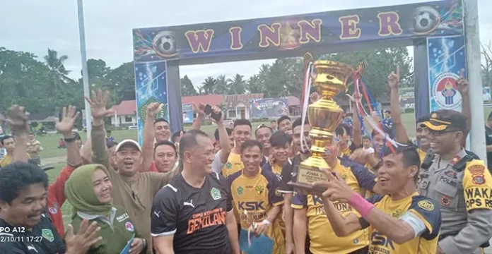Tutup Bupati Konawe Cup III, Sekda Harap Sepakbola Konawe Makin Maju