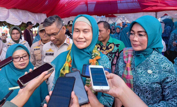 Kabid Pendidikan dan peningkatan ekonomi keluarga TP-PKK pusat, Ninuk Triyanti Zudan.(Ismu/Zonasultra.id)