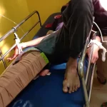 Seorang Remaja Alami Patah Tulang Kaki Akibat Bertabrakan dengan Truk Seorang Remaja Alami Patah Tulang Kaki Akibat Bertabrakan dengan Truk