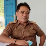 Maksimalkan Lahan Tidur, Distan Mubar Beri Bantuan Benih Jagung dan Kedelai ke Petani Kepala Dinas Pertanian (Distan) Mubar Nestor Jono