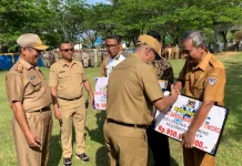 Pj Bupati Mubar Berikan Bantuan Dana Hibah ke Rumah Ibadah dan Lembaga Keagamaan Pj Bupati Mubar Berikan Bantuan Dana Hibah ke Rumah Ibadah dan Lembaga Keagamaan