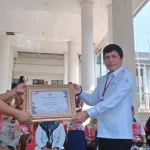 Tujuh Kali Berturut-turut WTP, Pemkab Konawe Terima Plakat dan Piagam Penghargaan Tujuh Kali Berturut-turut WTP, Pemkab Konawe Terima Plakat dan Piagam Penghargaan