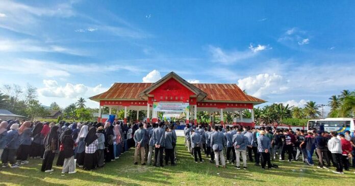 274 Siswa MAN IC Kendari Lakukan Studi Kolaborasi di Kecamatan Loea Koltim