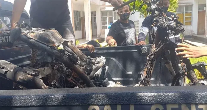 Motor yang Terbakar di Parkiran Fakultas Teknik Milik Mahasiswa FISIP UHO
