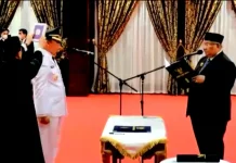 Asmawa Tosepu Resmi Dilantik Jadi Pj Wali Kota Kendari Asmawan Tosepu Resmi Dilantik Jadi Pj Wali Kota Kendari