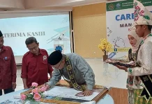 Sulkarnain Kadir Jadi Motivator Siswa di Career Day for Students MAN IC Kendari Sulkarnain Kadir Jadi Motivator Siswa di Career Day for Students MAN IC Kendari