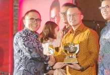 Jadi Bagian Keberhasilan Atasi Covid-19, BNI Raih Anugerah Kemanusiaan Jadi Bagian Keberhasilan Atasi Covid-19, BNI Raih Anugerah Kemanusiaan