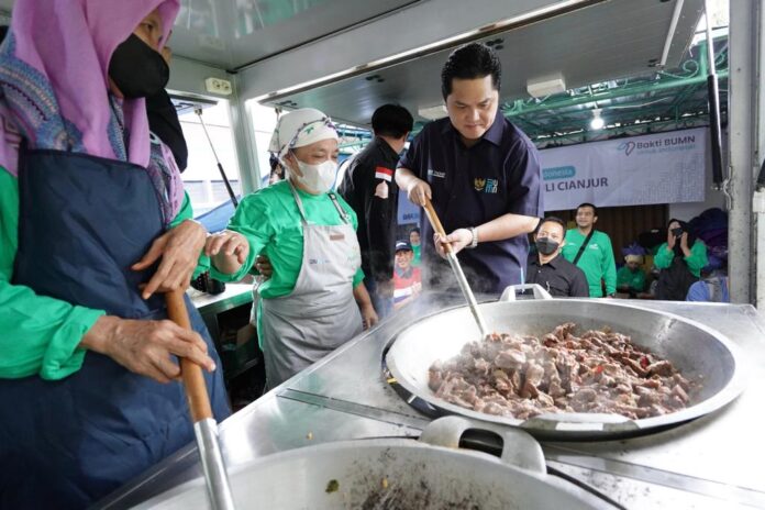 BRI Sediakan Posko Trauma Healing & Dapur Umum, Erick Thohir Apresiasi BUMN & Masyarakat Gotong Royong Bantu Bencana Cianjur