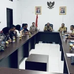 Pemkab Mubar Siapkan Tiga Komoditas dalam Pelaksanaan Operasi Pasar Murah Pemkab Mubar Siapkan Tiga Komoditas dalam Pelaksanaan Operasi Pasar Murah