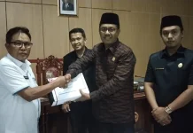 DPRD Wakatobi Setujui Ranperda APBD 2023 Jadi Perda DPRD Wakatobi Setujui Ranperda APBD 2023 Jadi Perda