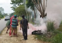 Motor Calo BBM di Mubar Terbakar di SPBU Motor Calo BBM di Mubar Terbakar di SPBU