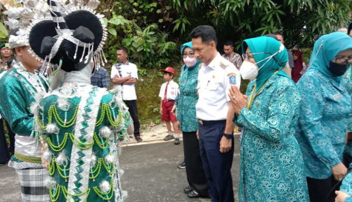 Desa Wungka Wakili Wakatobi di Lomba 10 Program PKK Sultra