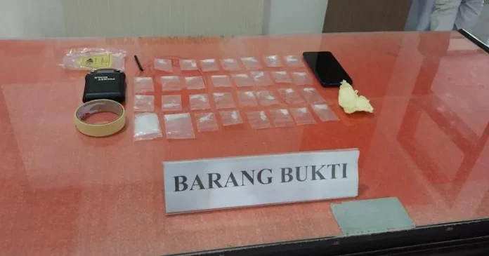 Dua IRT di Kendari Ditangkap Karena Edarkan Sabu dengan Iming-iming Bayaran Jutaan Rupiah