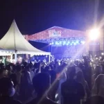 Vicky Salamor Sukses Hibur Ribuan Warga di Malam Puncak Wakatobi Wave Vicky Salamor Sukses Hibur Ribuan Warga di Malam Puncak Wakatobi Wave