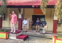 Sosialisasi di SMK Negeri 3 Kendari, KPU Ajak Siswa Jadi Pemilih Cerdas Sosialisasi di SMK Negeri 3 Kendari, KPU Ajak Siswa Jadi Pemilih Cerdas