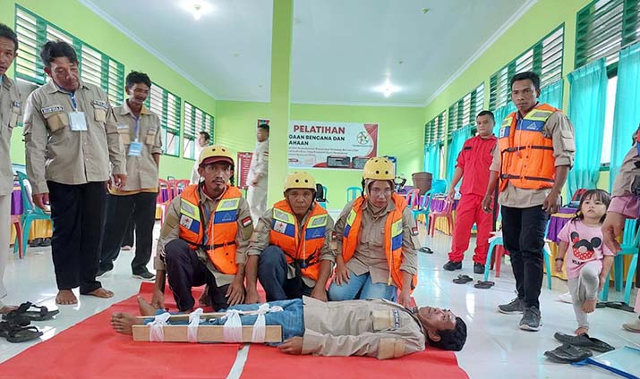 BPR Bahteramas Konawe Latih Kewirausahaan Tim Penyelamat Dua Desa di Pulau Wawonii