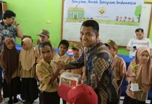 Tekad Sang Pendidik di Tanah Wawonii, Berharap Memberi Manfaat Tekad Sang Pendidik di Tanah Wawonii, Berharap Memberi Manfaat