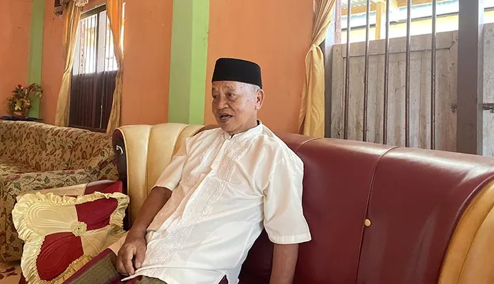 Tokoh Adat Firman Guro