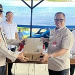 Pemkab Mubar Kembali Hibahkan Barang ke Enam Polsek Pemkab Mubar Kembali Hibahkan Barang ke Enam Polsek