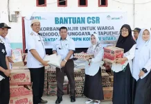 PT ANTAM Bersama Mitra Bantu Korban Banjir Desa Mandiodo Kecamatan Molawe PT ANTAM Bersama Mitra Bantu Korban Banjir Desa Mandiodo Kecamatan Molawe