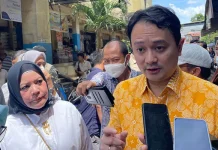 Kunjungi Pasar Mandonga, Wamendag: Harga Sembako Stabil, Stok Aman Wakil Menteri Perdagangan (Wamen) Jerry Sambuanga