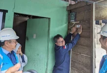 PLN Aliri Listrik Gratis ke 1.046 Rumah Tangga di Sultra PLN Aliri Listrik Gratis ke 1.046 Rumah Tangga di Sultra