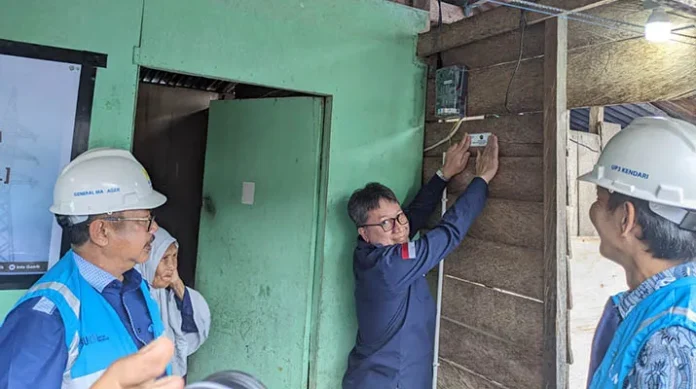 PLN Aliri Listrik Gratis ke 1.046 Rumah Tangga di Sultra