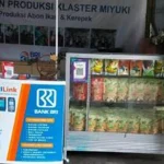 Berbekal Pelatihan & Pinjaman dari BRI, Penjual Nasi Kuning Pinggir Jalan Sukses Jadi Pengusaha Makanan Berbekal Pelatihan & Pinjaman dari BRI, Penjual Nasi Kuning Pinggir Jalan Sukses Jadi Pengusaha Makanan