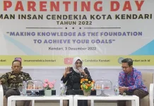 MAN IC Kendari Beri Pemahaman ke Siswa dan Orang Tua tentang Pendidikan di Perguruan Tinggi MAN IC Kendari Beri Pemahaman ke Siswa dan Orang Tua tentang Pendidikan di Perguruan Tinggi