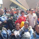 2 Jet Sukhoi dan 9 Kapal Perang Beratraksi di Wakatobi 2 Jet Sukhoi dan 9 Kapal Perang Beratraksi di Wakatobi