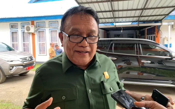 Wakil Ketua I DPRD Mubar, H Uking Djasa